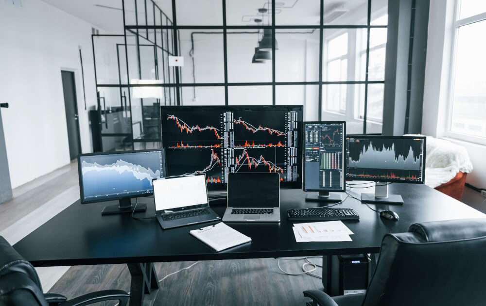 How to Use Trading Performance Reports to Improve Your Strategy